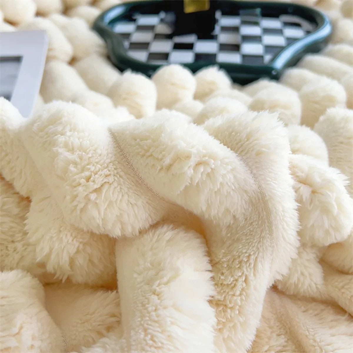 Nuevo conejo artificial Plush de otoño Mantas calientes para camas Sofía de coral suave Manta de tiros de lana