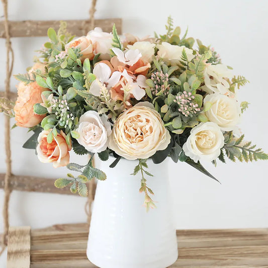 Rose artificiali di seta bianca Fiori Wedding Home Decorazione autunnale di alta qualità Big Bouquet Luxury Fuce Flower Bulk Bulk