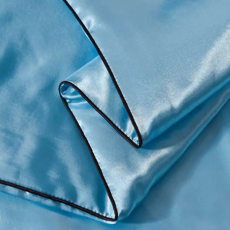 Couleur solide de la soie de glace lavable Super douce couvre-lit Jacquard à glissement