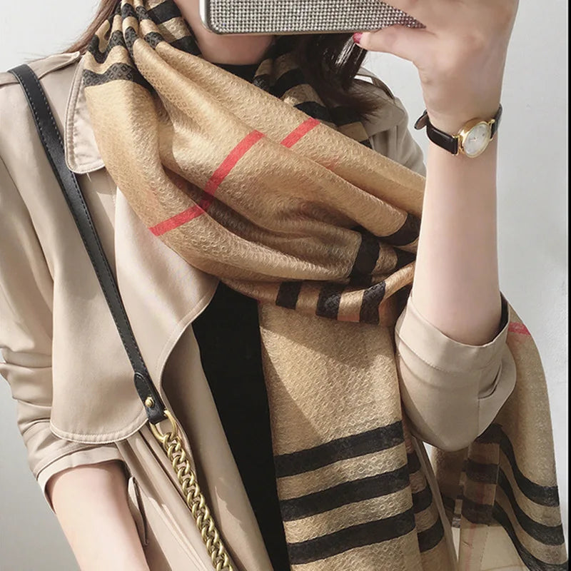 Nytt rutete skjerf Kvinners høst/vinterkoreansk utgave Allsidig Mulberry Silk Shal, Silk Wool Scarf, Long Dual Use Scarf