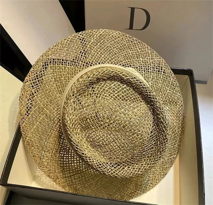 Léto 2024 Francouzský otvoř pro slaměný klobouk trojnásobný s doplňky plážový klobouk Outdoor Travel Anti-UV Dámské klobouky dívky gorras