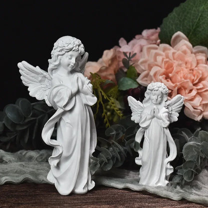Anioł Figurina Spokojna modlitwa rzeźba Śliczna piórka Anioł żywica