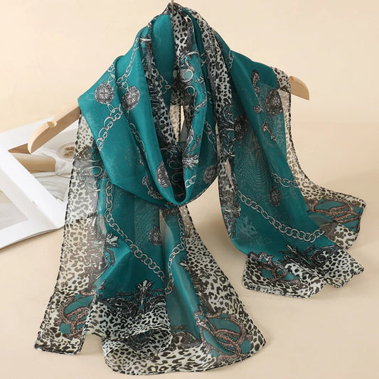 Nytt moteutskrift Design Kvinner Silkeskjerf Sjal Elegant hodestykke Konfinient Bandage Hijabs Chiffon Muslim