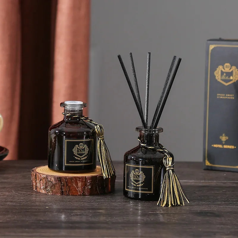 50 ml Ensembles de diffuseurs d'huile d'arôme Hilton avec des bâtons naturels pour le salon Air Fres