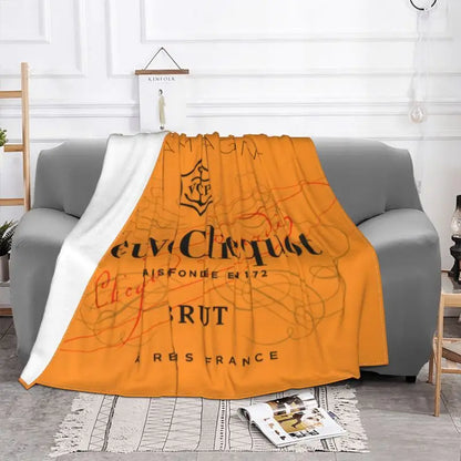 CLICQUTS CHAMPAGNE MANUNDAS 3D Impreso transpirable Flanela suave Sprint VCP Manta de lanzamiento para el sofá dormitorio al aire libre