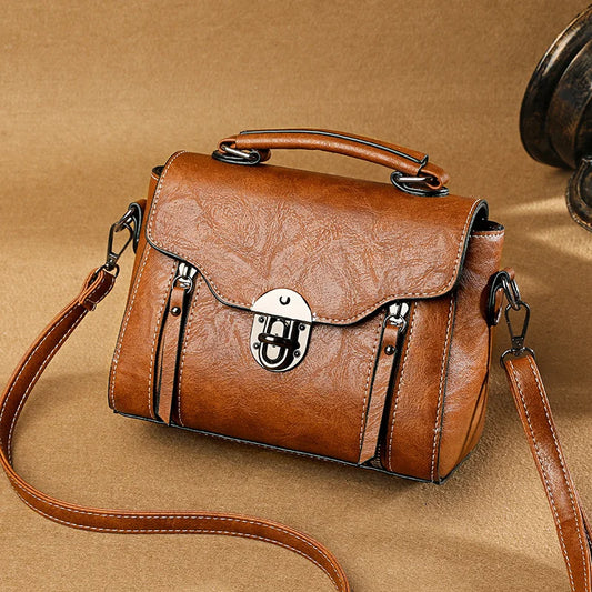 Móda malá štvorcová taška pre ženy luxusné dizajnérske kabelky Vysoko kvalitné ženské tašky Pu kožená klapka Crossbody Bag Bolsa