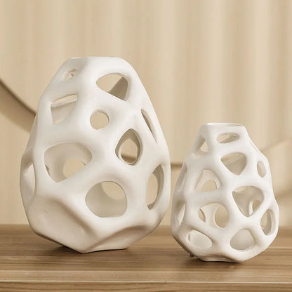 CAPIRON Hollow Out Ceramic Vase White Black Nordic Classical Aesthetics Office Home Living Room Interior Decoration Acessories