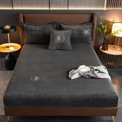 Aksamitne materace pokrowce na zimowy ciepły aksamitny materiał wyposażony arkusz ciepły materiał pokrowca Mattress Protector na 90 x 200 cm