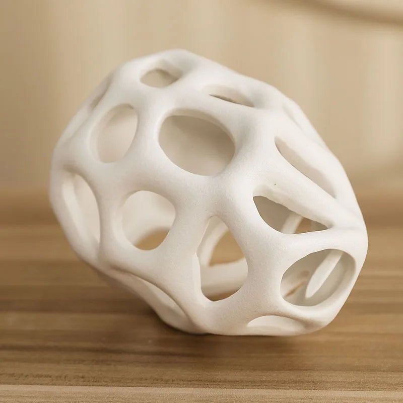 CAPIRON Hollow Out Ceramic Vase White Black Nordic Classical Aesthetics Office Home Living Room Interior Decoration Acessories