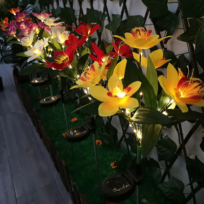 7 Köpfe Solarleuchten im Freien Dekorative Solargartenlichter Rosenblume Rasenlampe für Garten Terrasse Garten Dekor Blumen