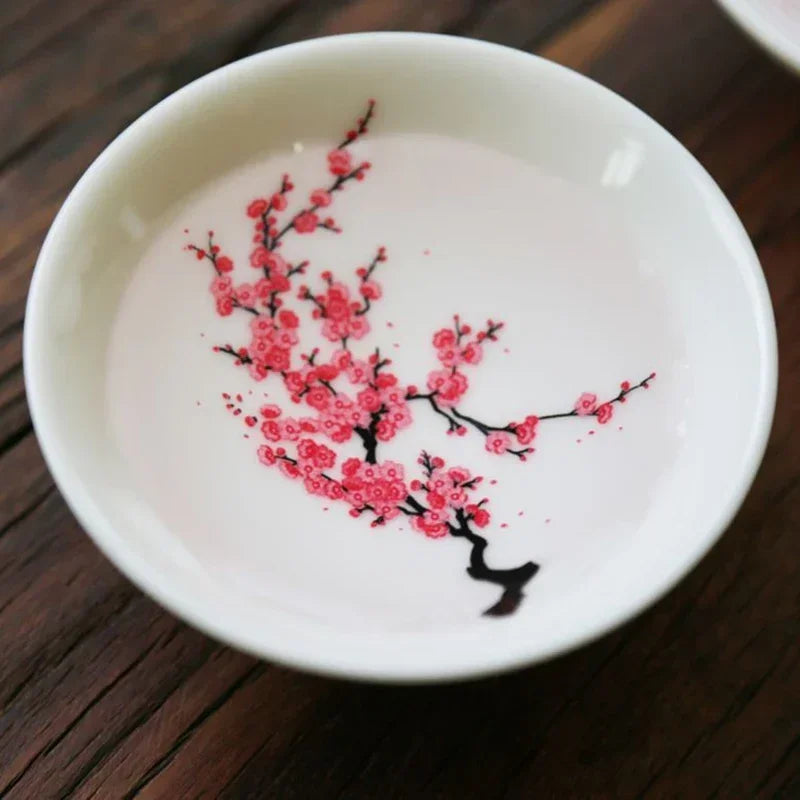 Japanese Magic Sakura Cup Cold Temperature Color Changing Flower display Sake Cup Ceramic Kung fu Tea Cup Tea Bowl