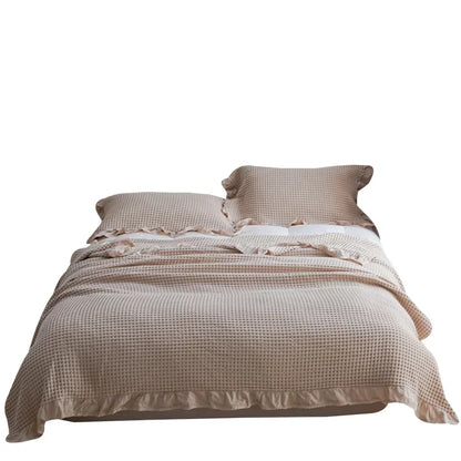 100% Baumwollweichbett Plaid Home Japenese Strickdecke Maiskorn Waffel geprägt Sommer Rüschen warmes kotes Wurfbettverschraub