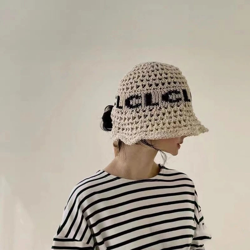 2024 New Korean Ins Retro Letter Straw Hat Spring and Summer Vacation Sunshade Foldable Tether Simple Sun Cap for Women‘s