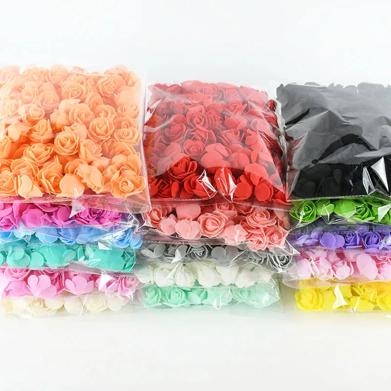 50/100/200pcs 3,5 cm de espuma PE Rose Head Flor Artificial para festa de aniversário de aniversário Decoração Diy Urso Rosa dos namorados Presentes do dia dos namorados