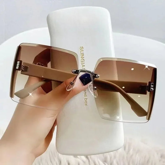 Nove vintage kvadratne sunčane naočale Žene klasični retro gradijent ogledalo framele bez sunčanih naočala ženski modni rim bez rima oculos de sol sol