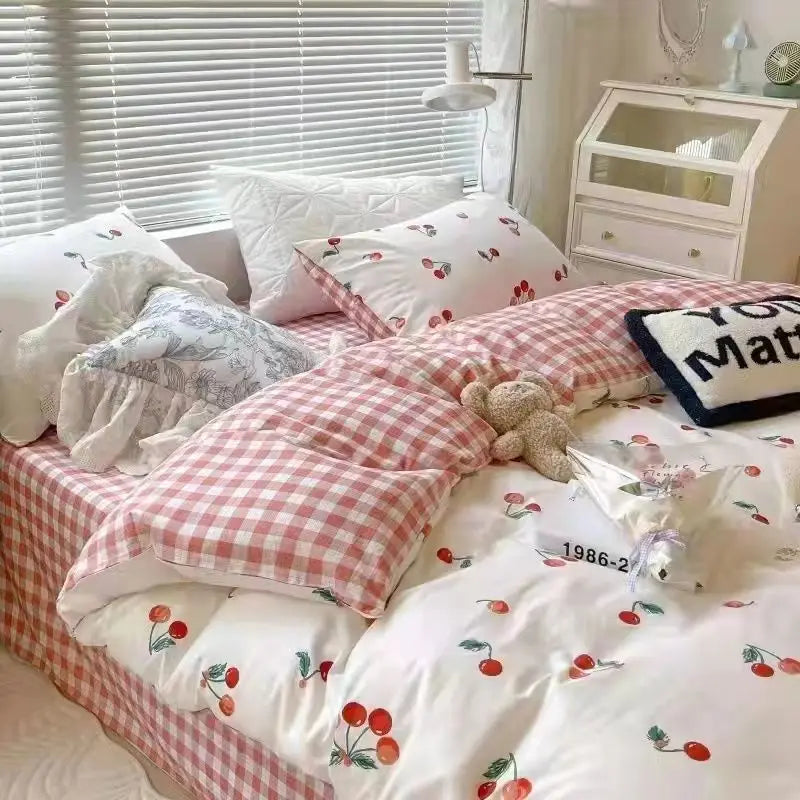 Kawaii Cherry Dupa Cover Set Pillowcase Floare Flori Floral Fete fete cu dimensiuni complete Kit de lenjerie de pat moale coreeană în stilul stilului de casă